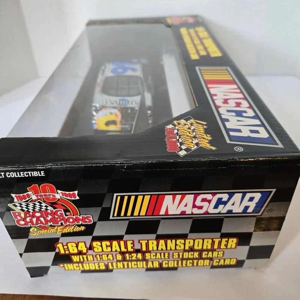 1999- M&Ms NASCAR-RACING CHAMPIONS- ERNIE IRVAN #36/ TRANSPORTER 1:64/1:24‎ CAR